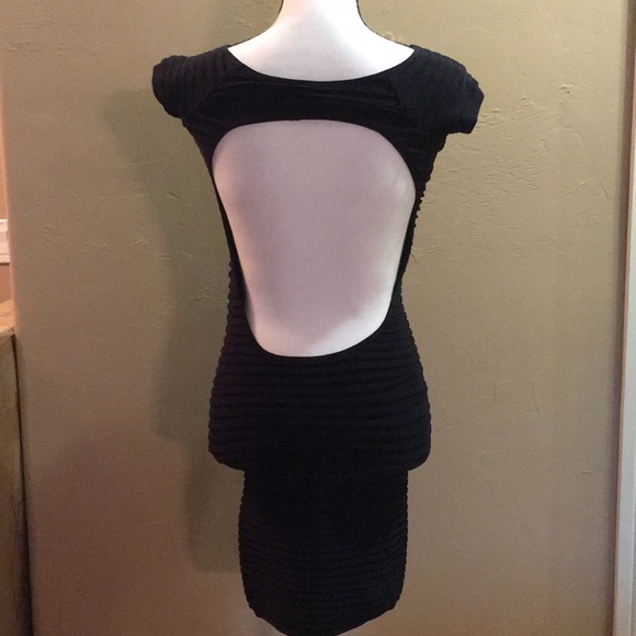 Ribbed Backless Dress - Picture 2 of 2